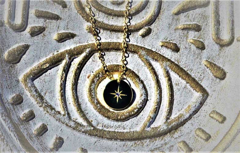 URBANO Y CHIC TOMIRIS